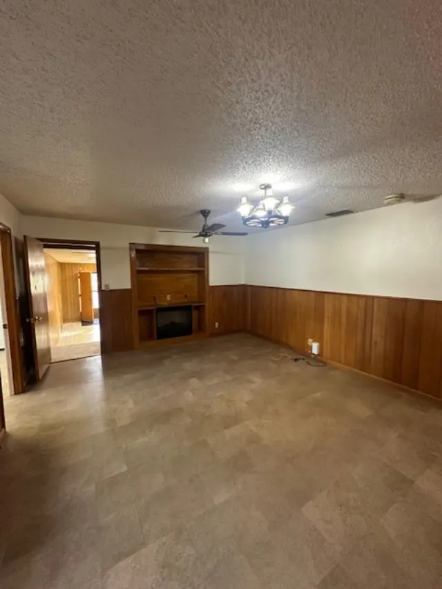 Photo 8 — 508 W 6th Street, Idalou, TX 79329