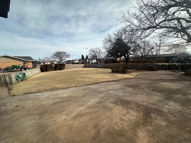 Photo 33 — 508 W 6th Street, Idalou, TX 79329