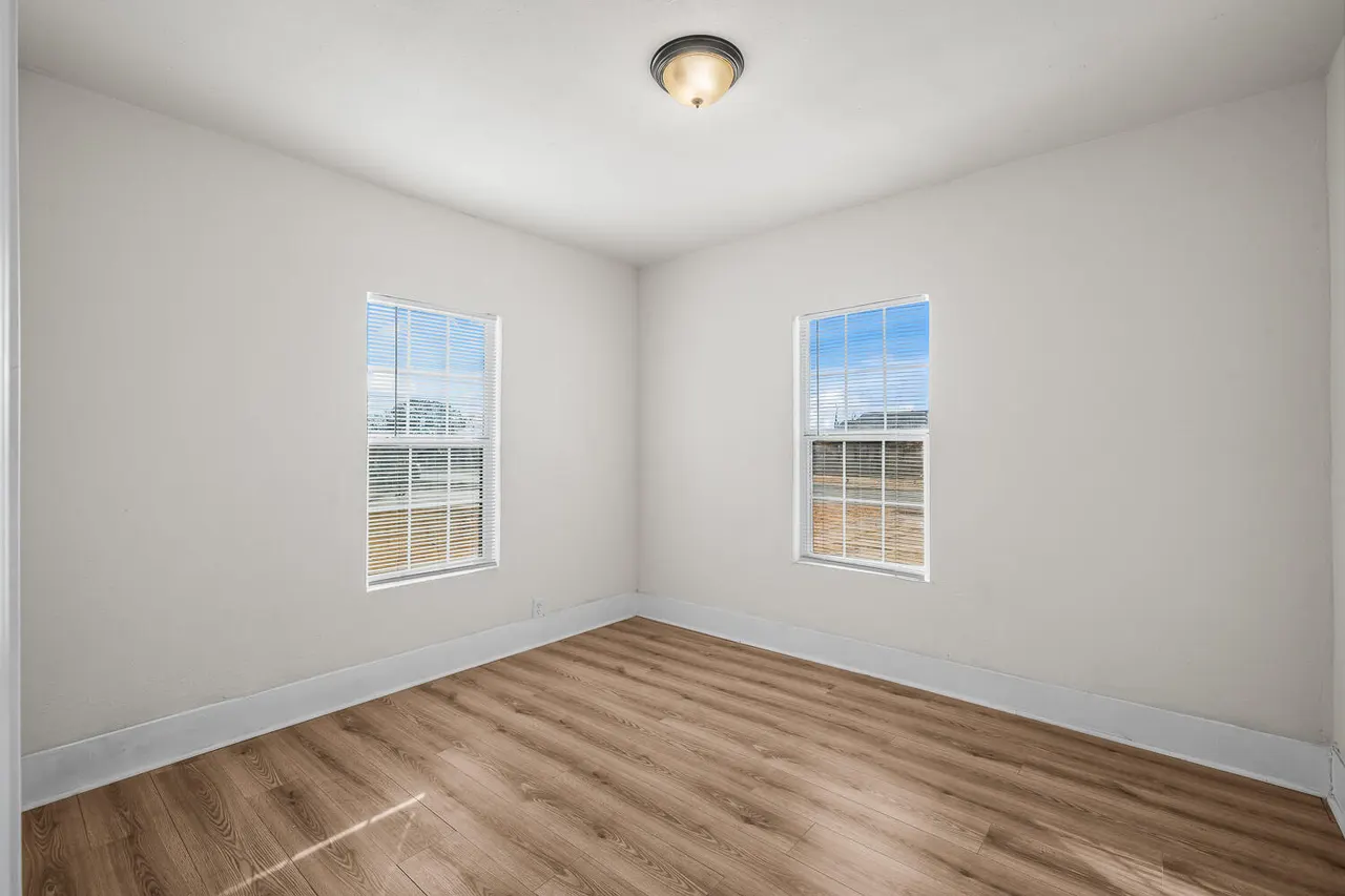 Photo 17 — 620 S 11th Street, Slaton, TX 79364