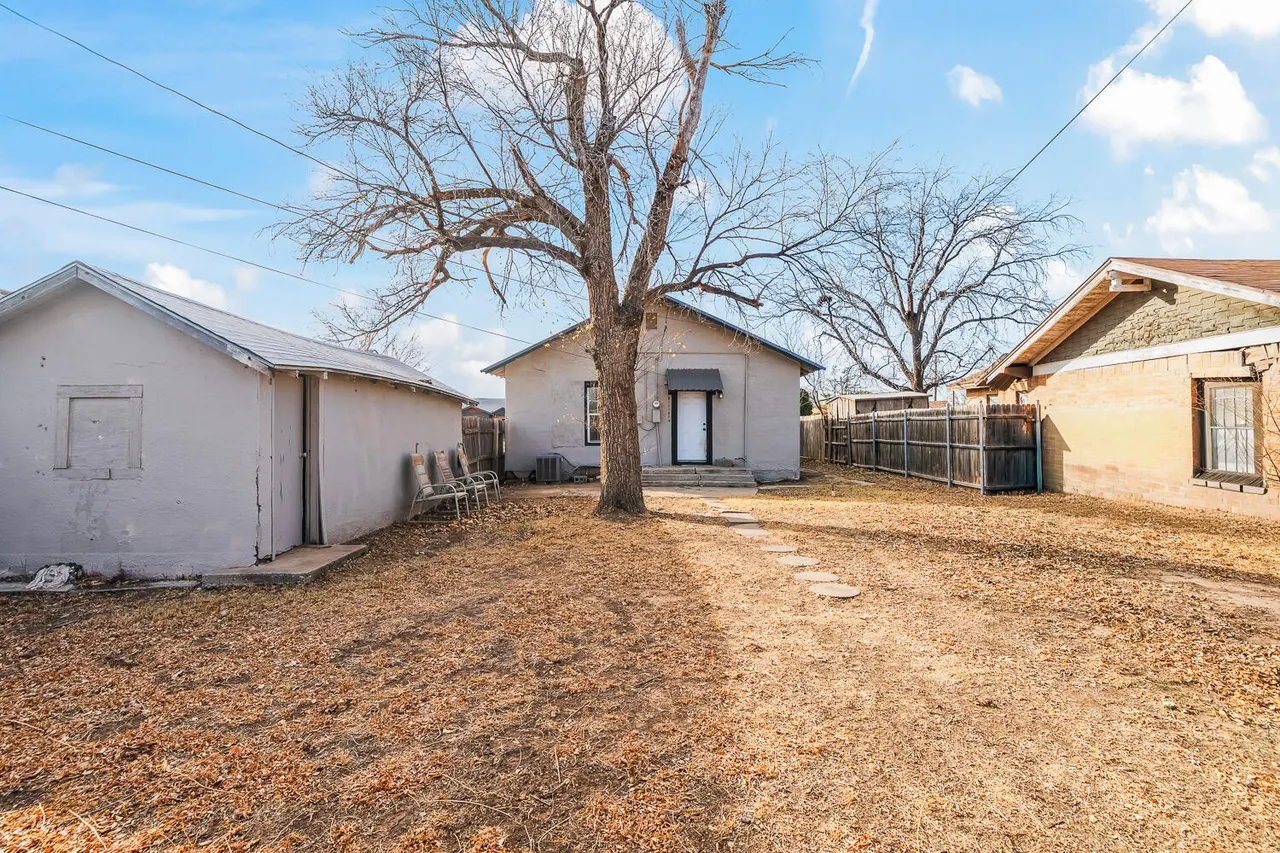 Photo 20 — 620 S 11th Street, Slaton, TX 79364