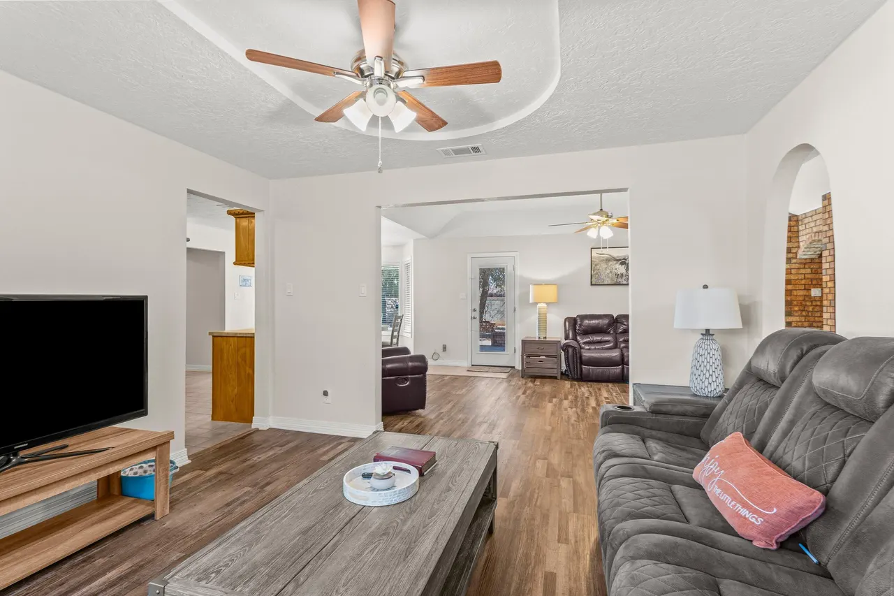 Photo 9 — 2107 Tech Drive, Levelland, TX 79336