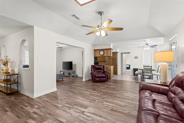 Photo 6 — 2107 Tech Drive, Levelland, TX 79336