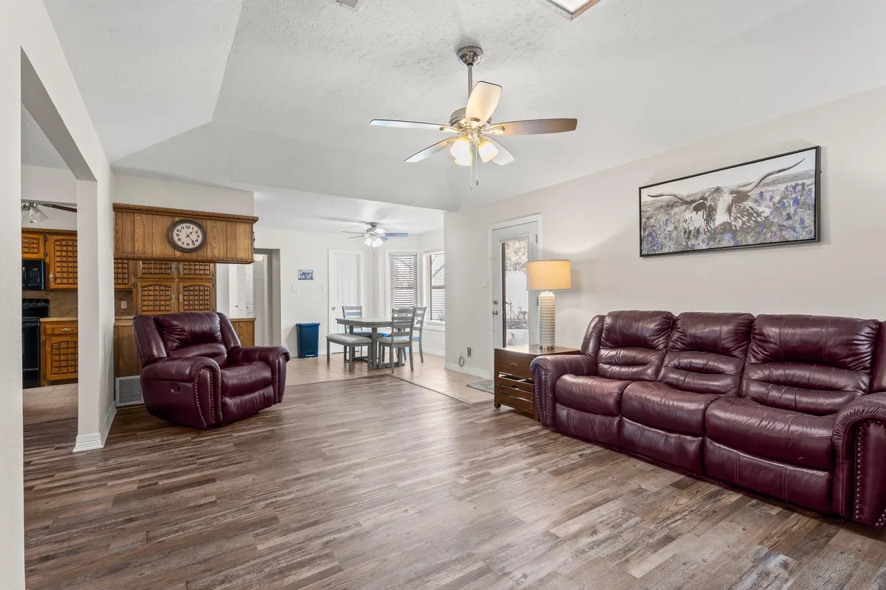 Photo 7 — 2107 Tech Drive, Levelland, TX 79336