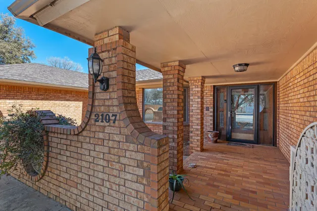 Photo 3 — 2107 Tech Drive, Levelland, TX 79336