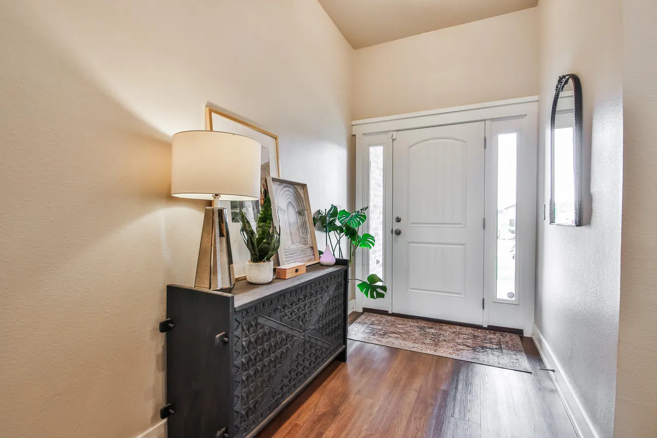 Photo 5 — 5910 Grinnell Street, Lubbock, TX 79416