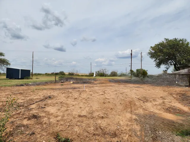 Front exterior — 3809 E 3rd Street, Lubbock, TX 79403
