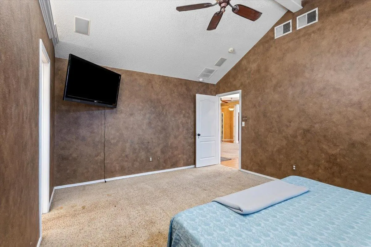 Photo 13 — 1313 Yorkshire Avenue, Wolfforth, TX 79382