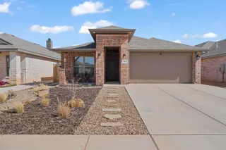 Sold home at 2914 Cottonwood Avenue