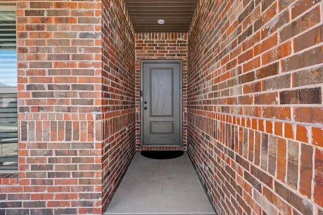 Photo 3 — 2914 Cottonwood Avenue, Wolfforth, TX 79382