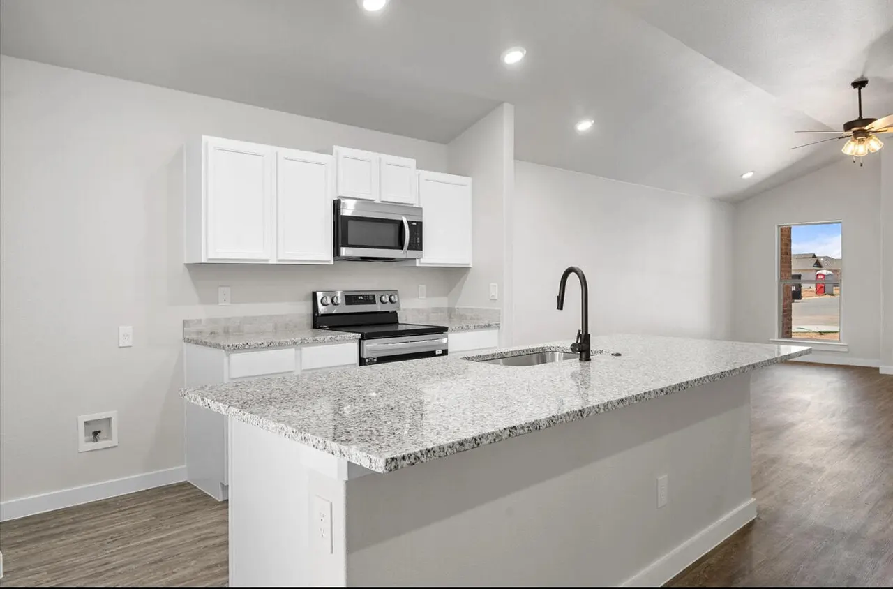 Photo 17 — 2162 Langford Avenue, Lubbock, TX 79407