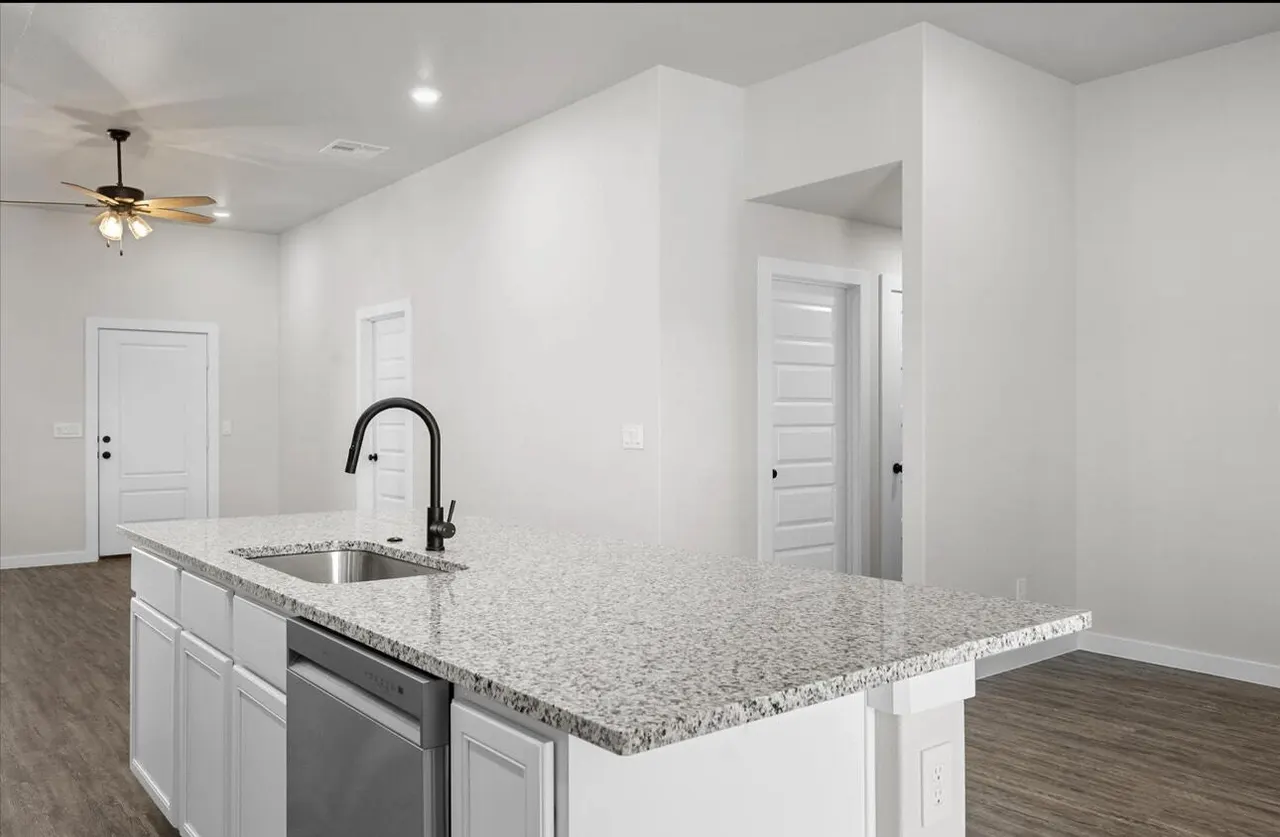 Photo 19 — 2162 Langford Avenue, Lubbock, TX 79407