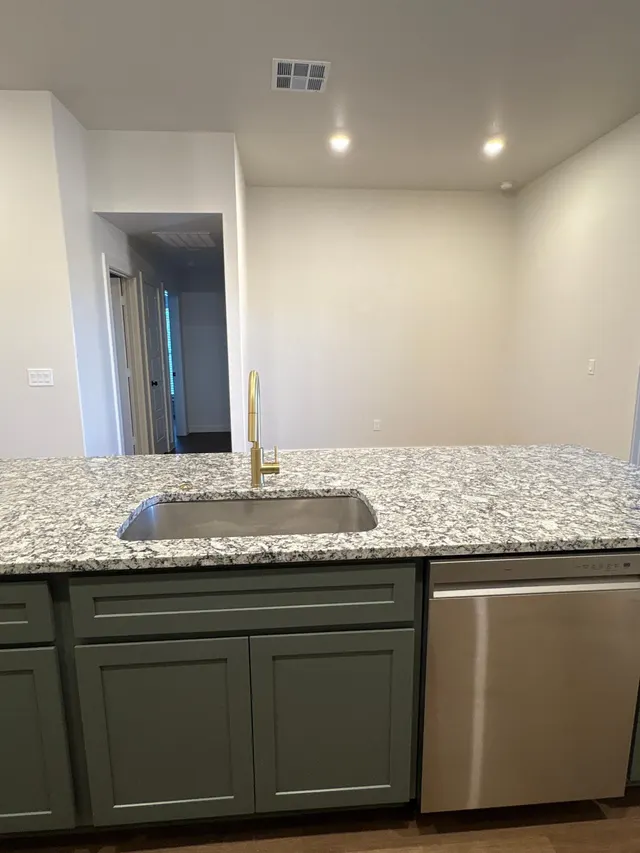 Photo 5 — 2162 Langford Avenue, Lubbock, TX 79407