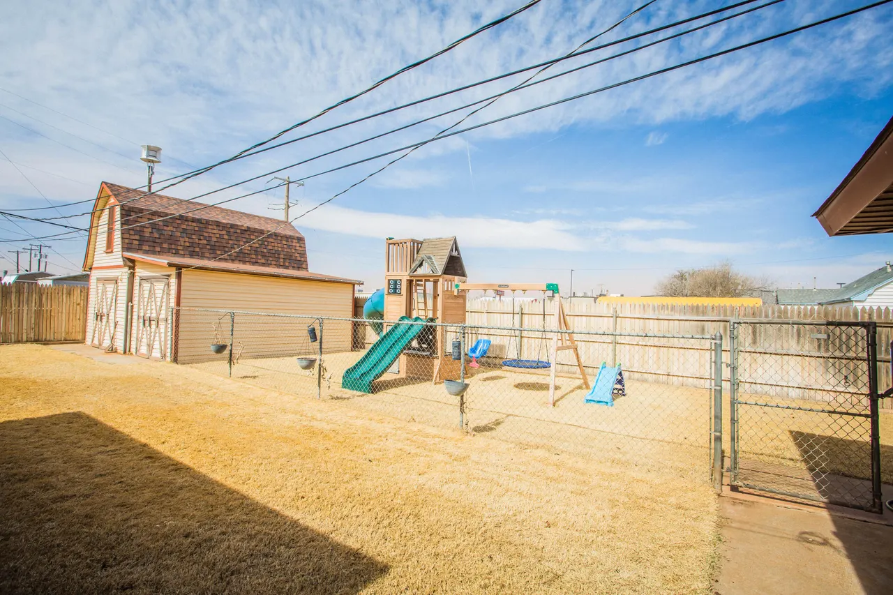 Photo 26 — 705 S 22nd Street, Slaton, TX 79364