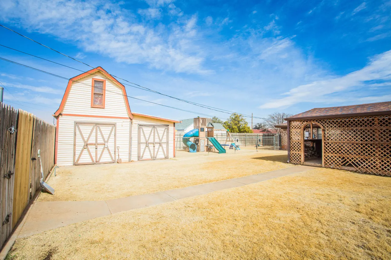 Photo 27 — 705 S 22nd Street, Slaton, TX 79364