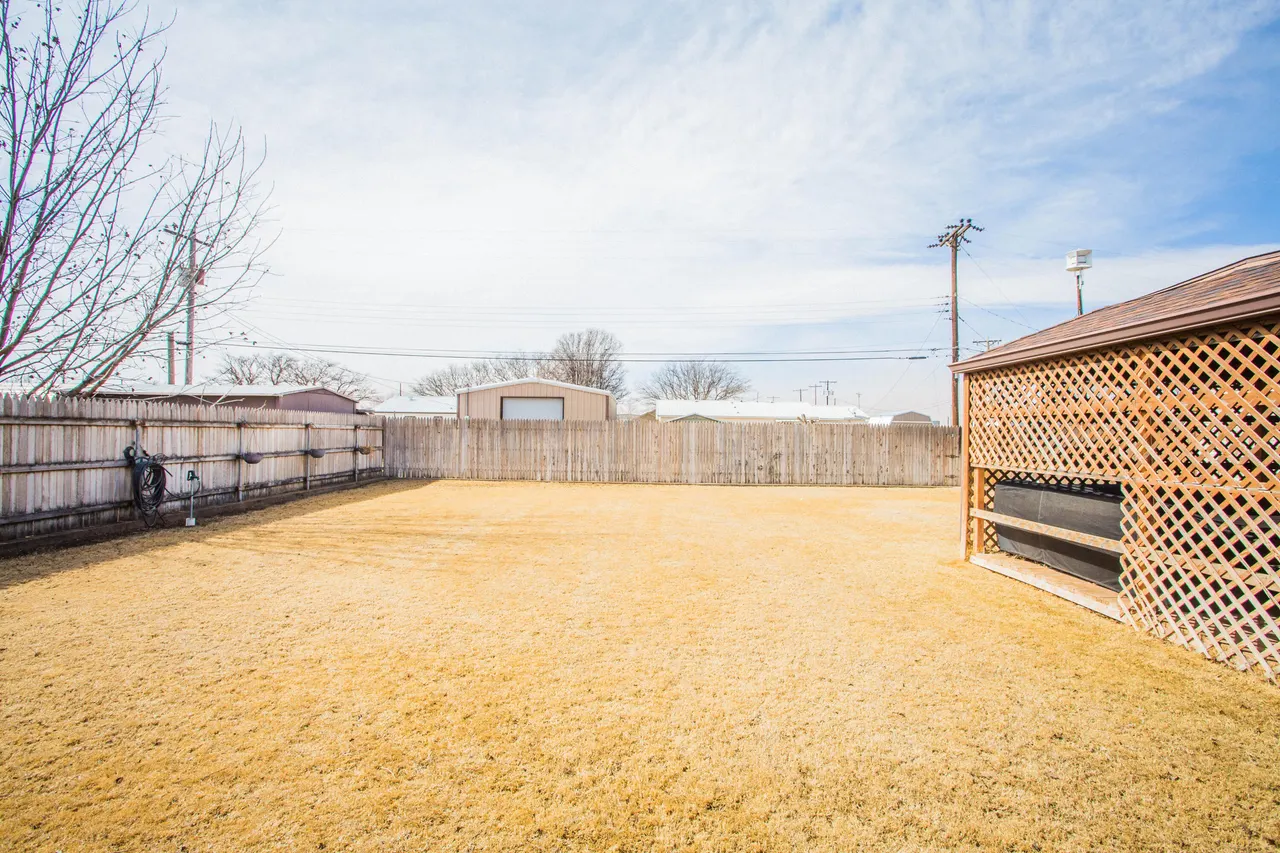 Photo 28 — 705 S 22nd Street, Slaton, TX 79364