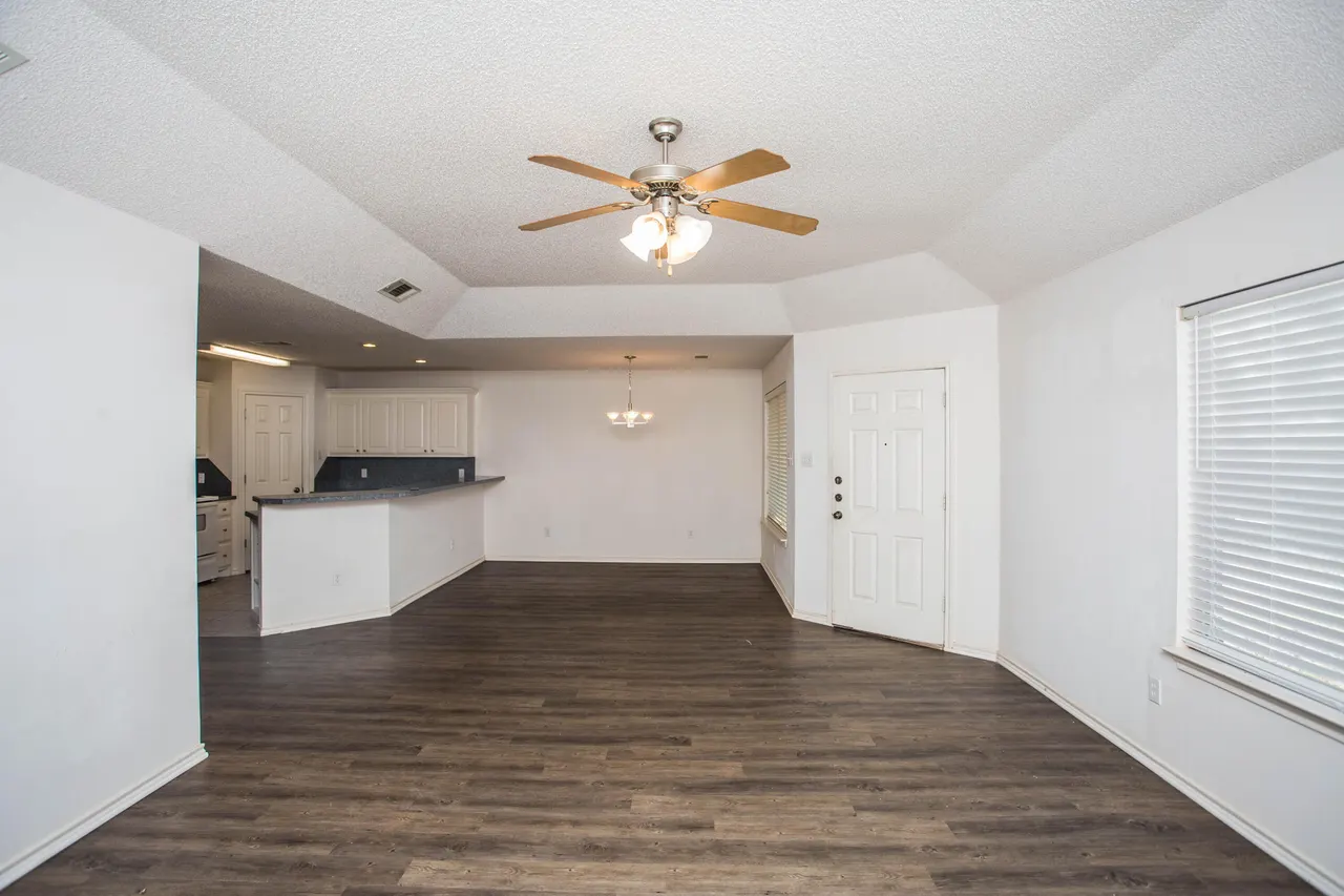 Photo 6 — 3114 111th Street, Lubbock, TX 79423
