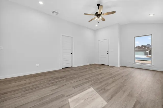 Photo 6 — 2419 Aberdeen Avenue, Wolfforth, TX 79382
