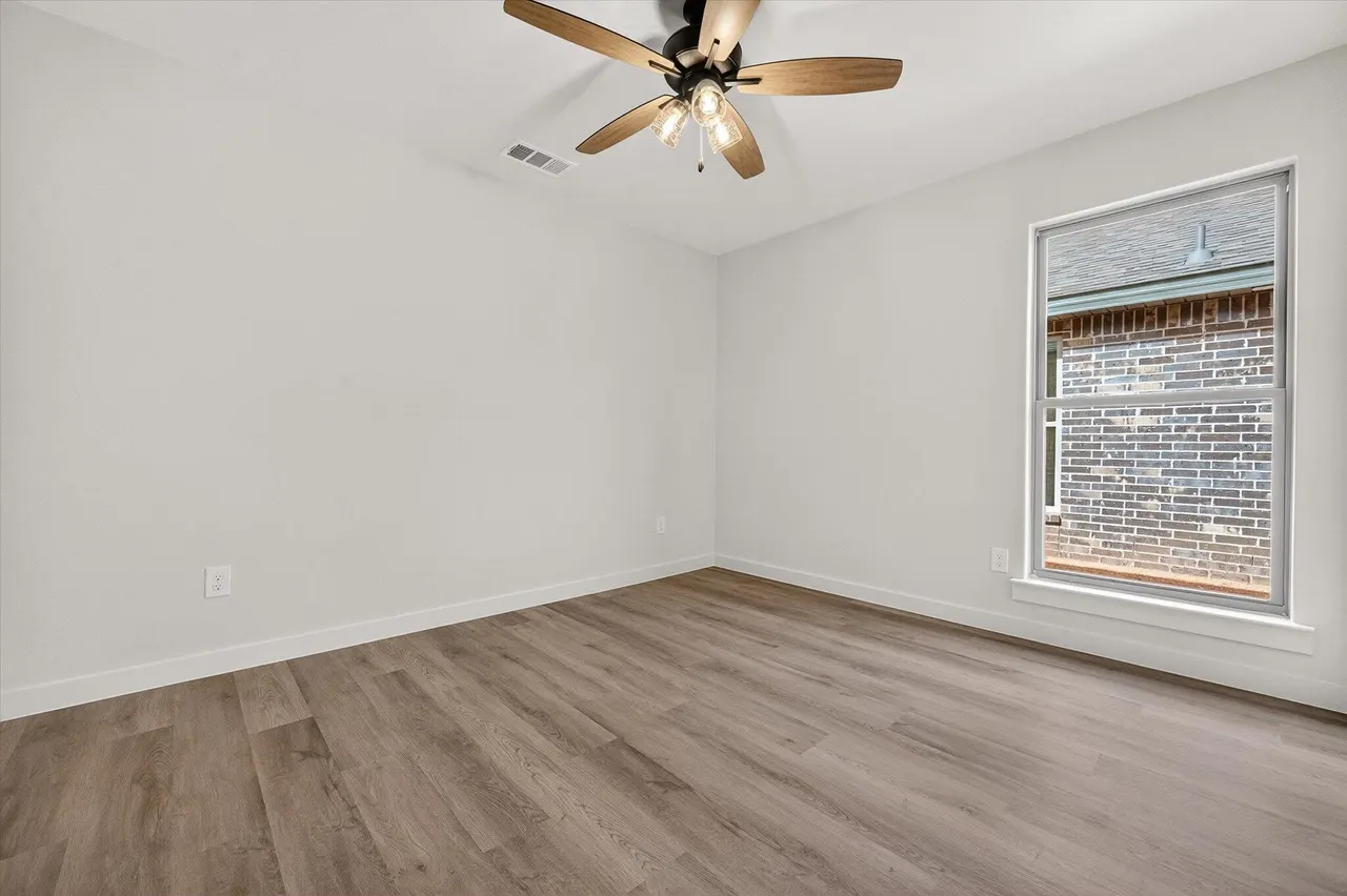 Photo 16 — 2419 Aberdeen Avenue, Wolfforth, TX 79382
