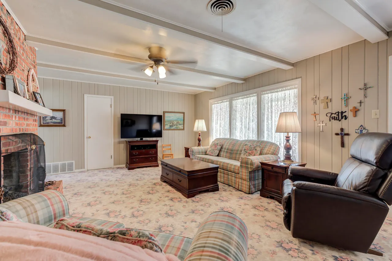Photo 6 — 1901 Avenue R, Tahoka, TX 79373