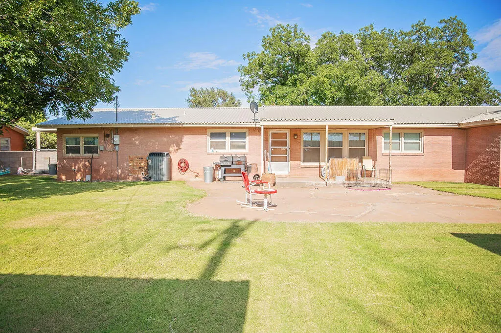 Photo 27 — 1201 N Avenue F, Denver City, TX 79323