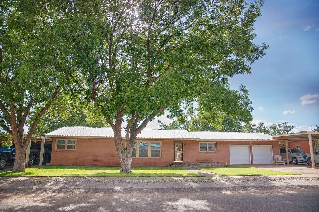 Photo 2 — 1201 N Avenue F, Denver City, TX 79323