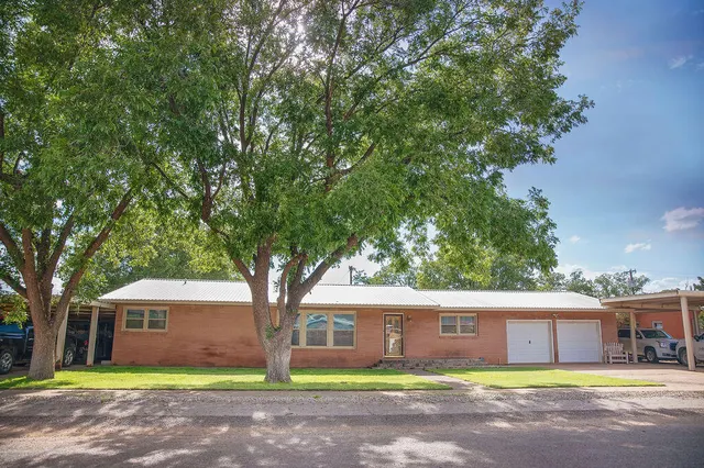 Photo 2 — 1201 N Avenue F, Denver City, TX 79323