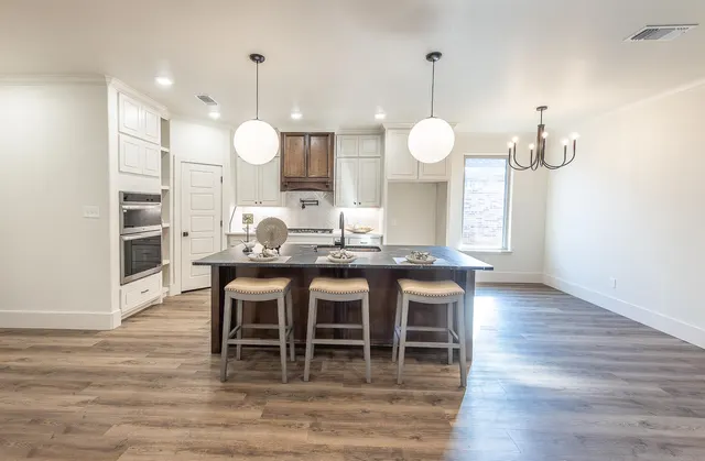 Photo 8 — 3605 143rd Street, Lubbock, TX 79423