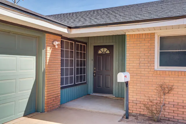 Photo 2 — 4404 28th Street, Lubbock, TX 79410