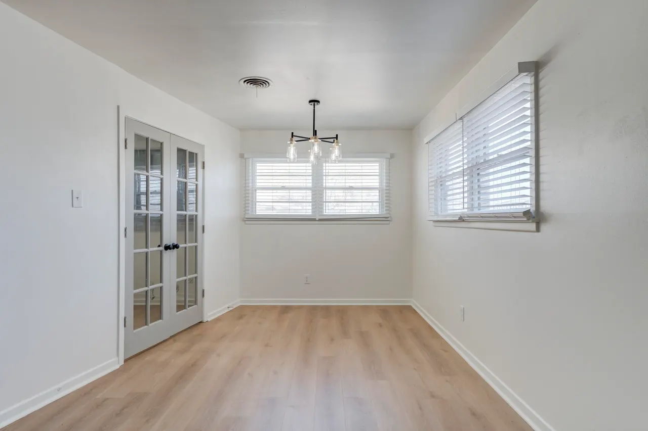 Photo 10 — 4404 28th Street, Lubbock, TX 79410