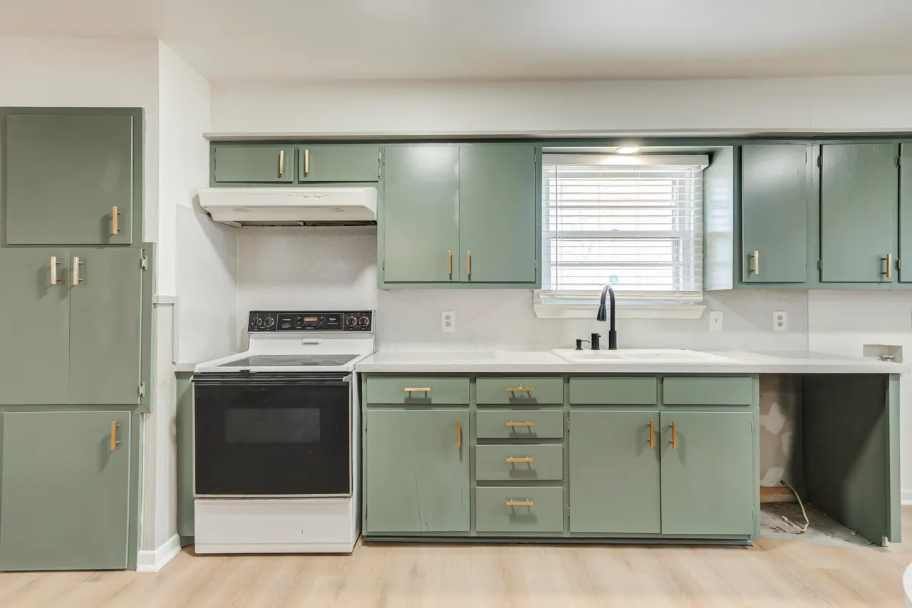 Photo 16 — 4404 28th Street, Lubbock, TX 79410
