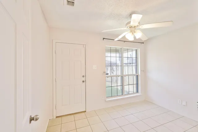 Photo 4 — 6533 86th Street, Lubbock, TX 79424