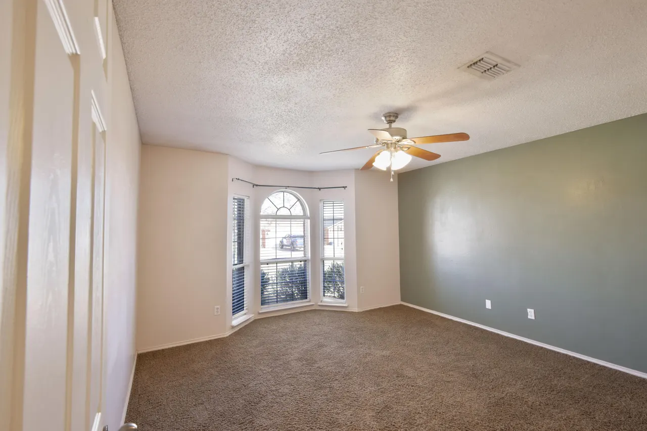 Photo 8 — 6533 86th Street, Lubbock, TX 79424