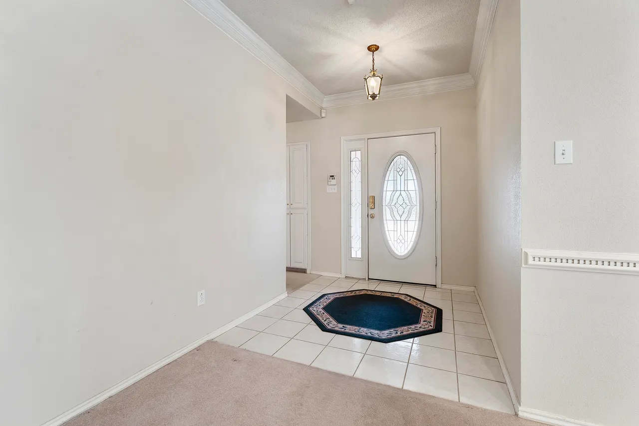 Photo 3 — 2404 Aberdeen Avenue, Lubbock, TX 79407