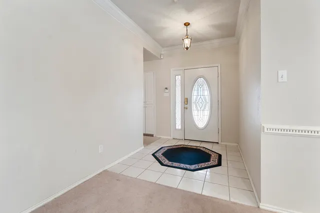 Photo 3 — 2404 Aberdeen Avenue, Lubbock, TX 79407