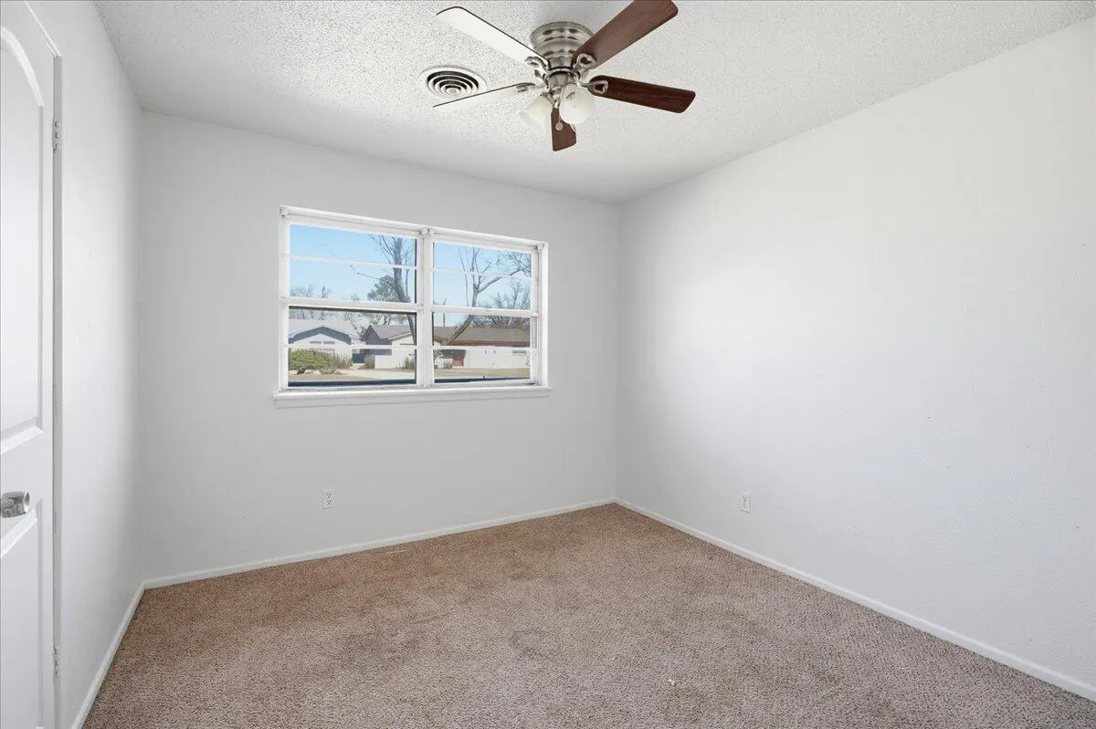 Photo 8 — 4615 46th Street, Lubbock, TX 79414