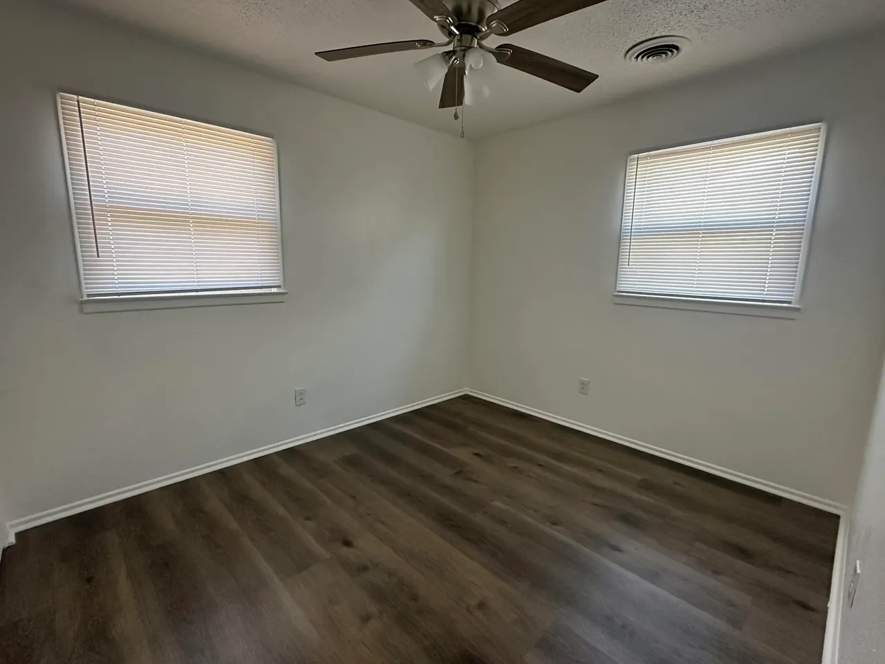 Photo 11 — 5318 48th Street, Lubbock, TX 79414