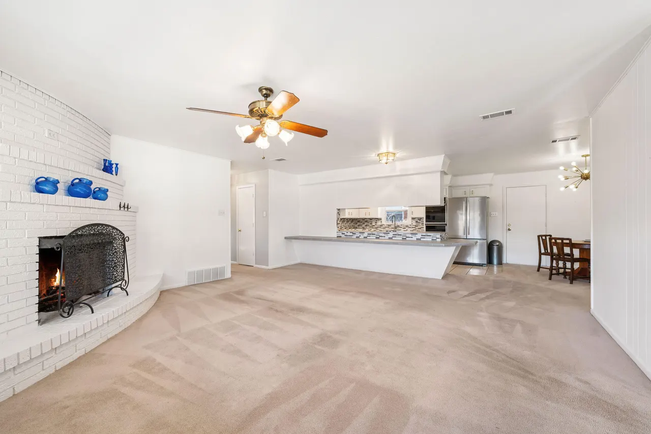 Photo 9 — 3802 43rd Street, Lubbock, TX 79413