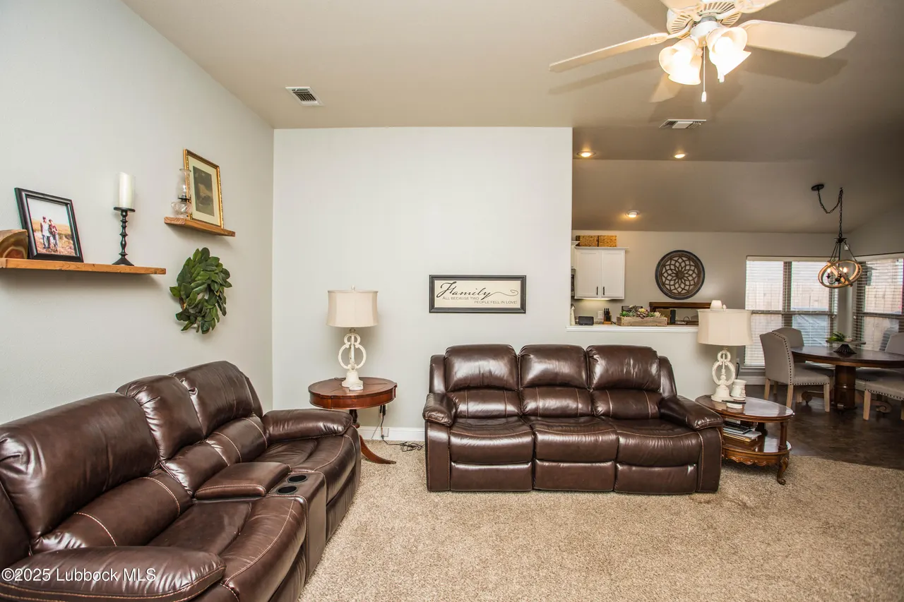 Photo 13 — 6942 37th Street, Lubbock, TX 79407