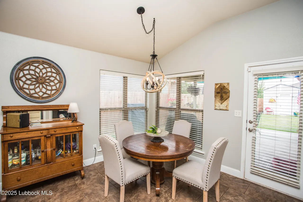 Photo 14 — 6942 37th Street, Lubbock, TX 79407