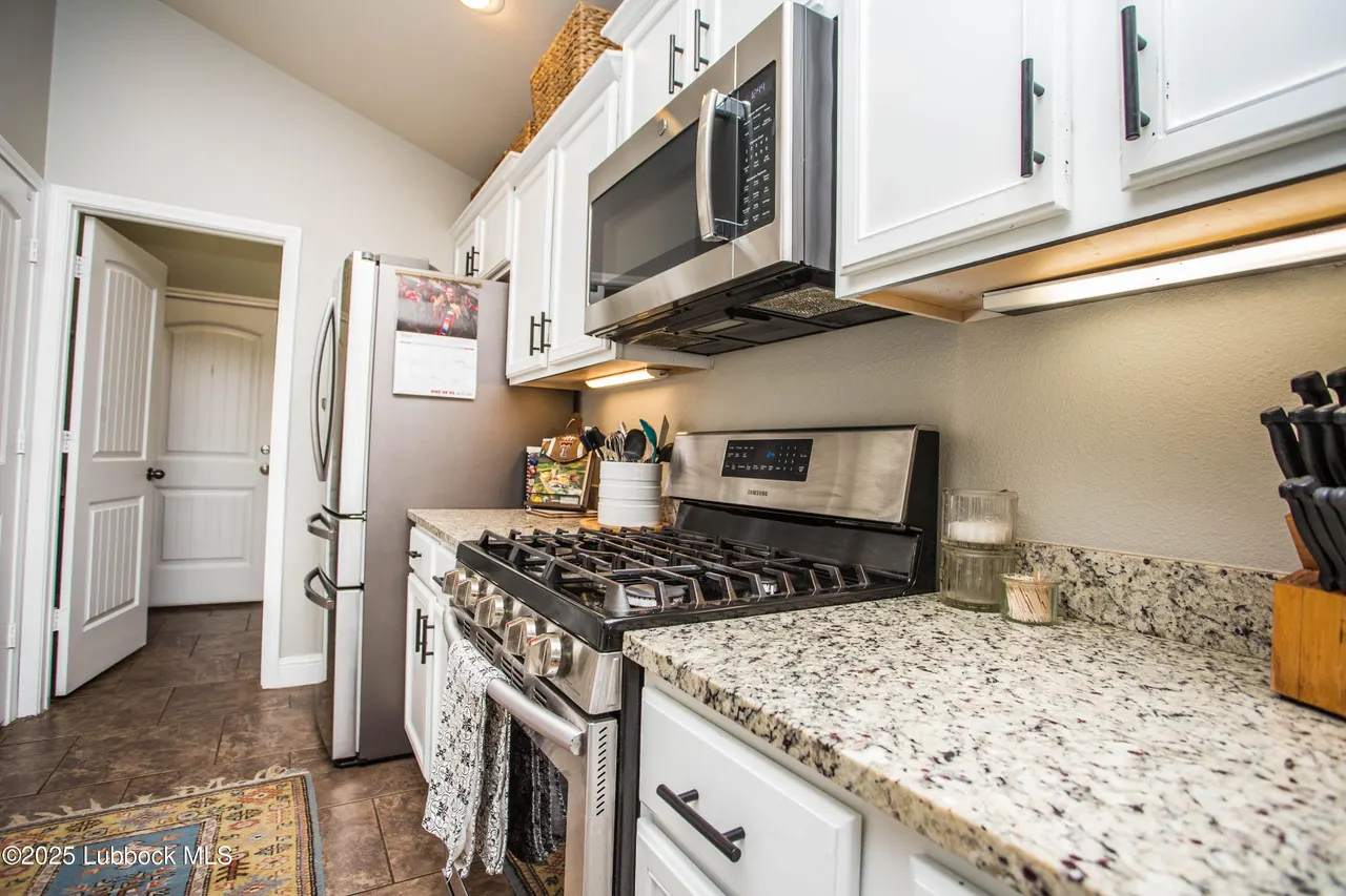Photo 19 — 6942 37th Street, Lubbock, TX 79407