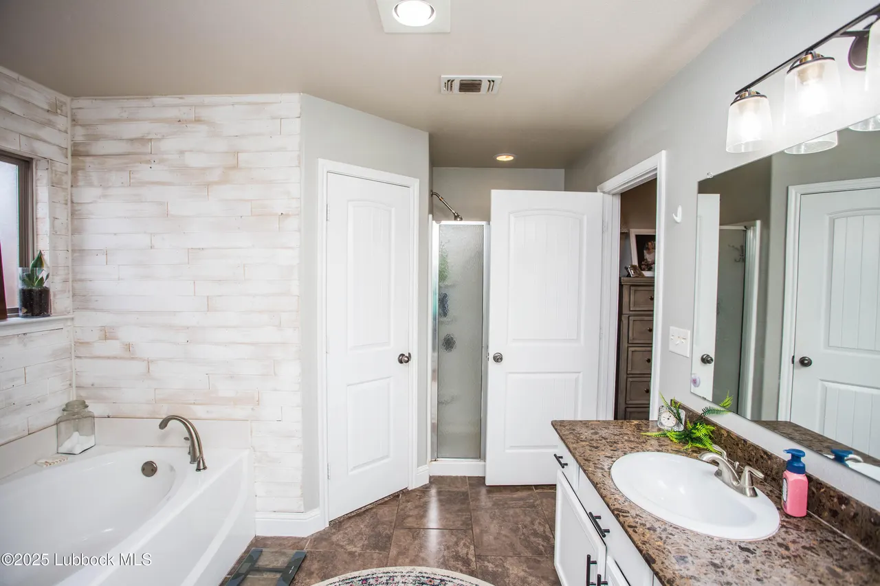 Photo 26 — 6942 37th Street, Lubbock, TX 79407