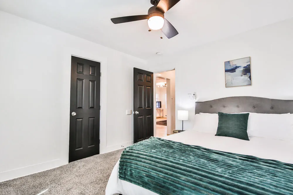 Photo 9 — 2312 Avenue U, Lubbock, TX 79411