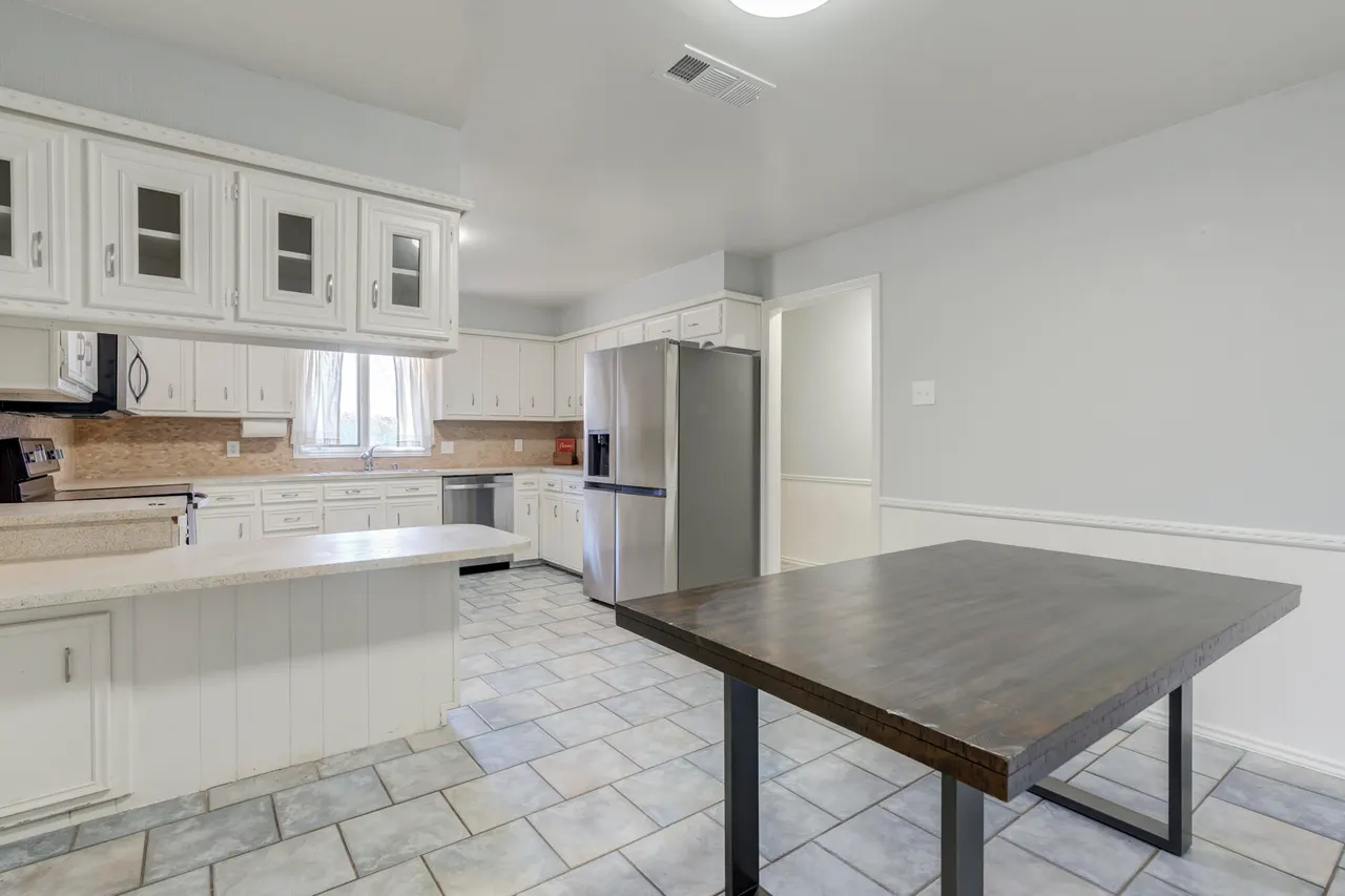 Photo 11 — 4604 62nd Street, Lubbock, TX 79414