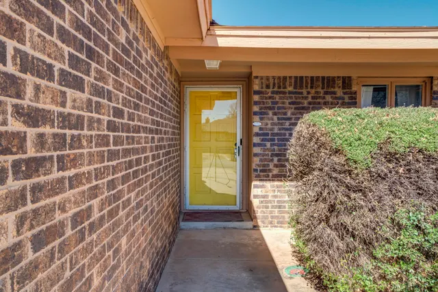 Photo 4 — 4604 62nd Street, Lubbock, TX 79414