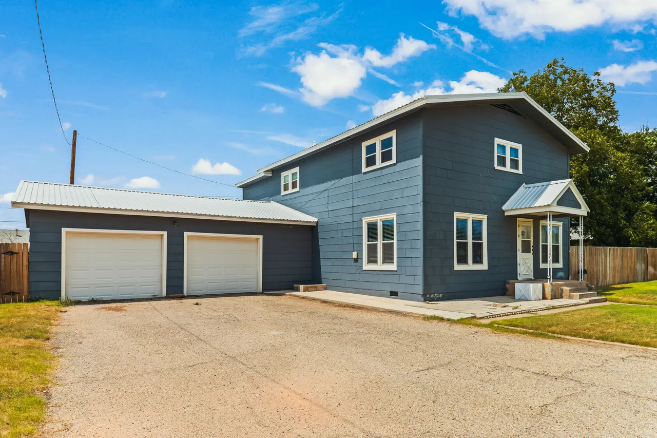 Photo 3 — 1407 Japonica Drive, Denver City, TX 79323