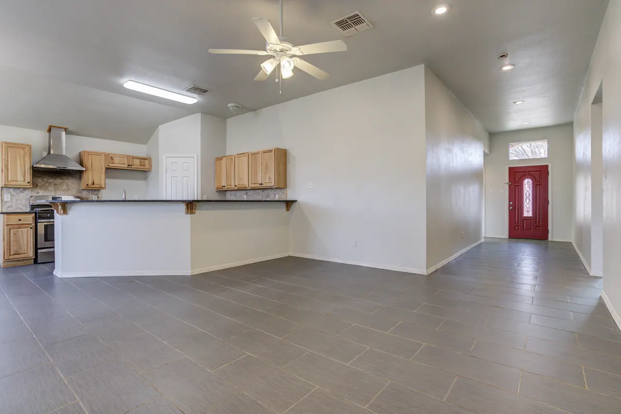 Photo 6 — 1608 48th Street, Lubbock, TX 79412
