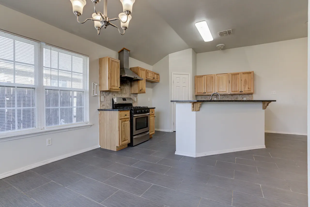Photo 18 — 1608 48th Street, Lubbock, TX 79412