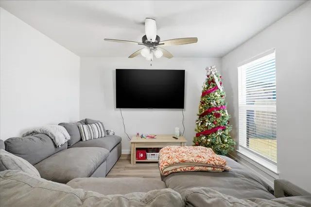 Photo 3 — 1209 E 21st Street, Wolfforth, TX 79382