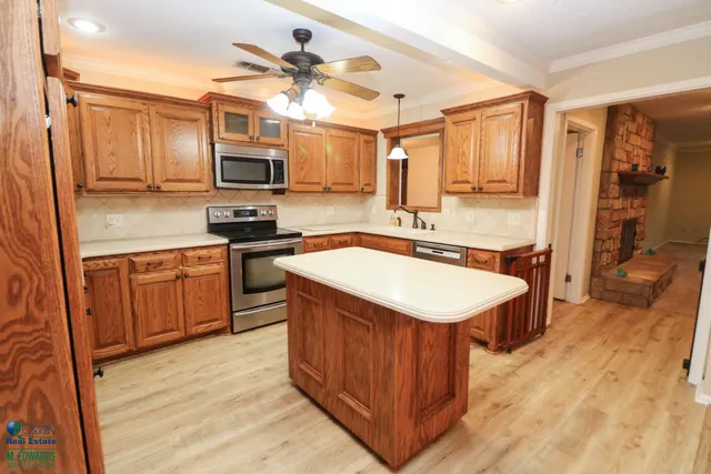 Photo 8 — 200 Crescent Drive, Littlefield, TX 79339