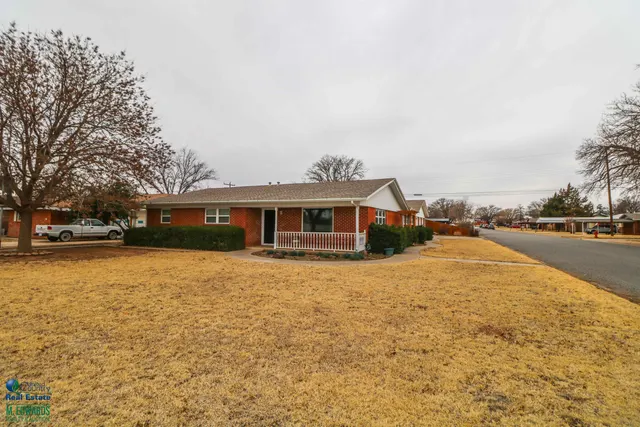 Photo 2 — 200 Crescent Drive, Littlefield, TX 79339